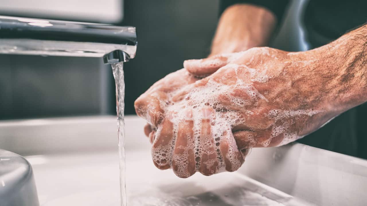 Handen wassen met zeep
